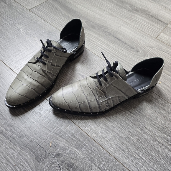 Freda Salvador Shoes - Freda Salvador Wit Crocodile Croc Embossed D' Orsay Oxford Flats 7 Edgy Punk